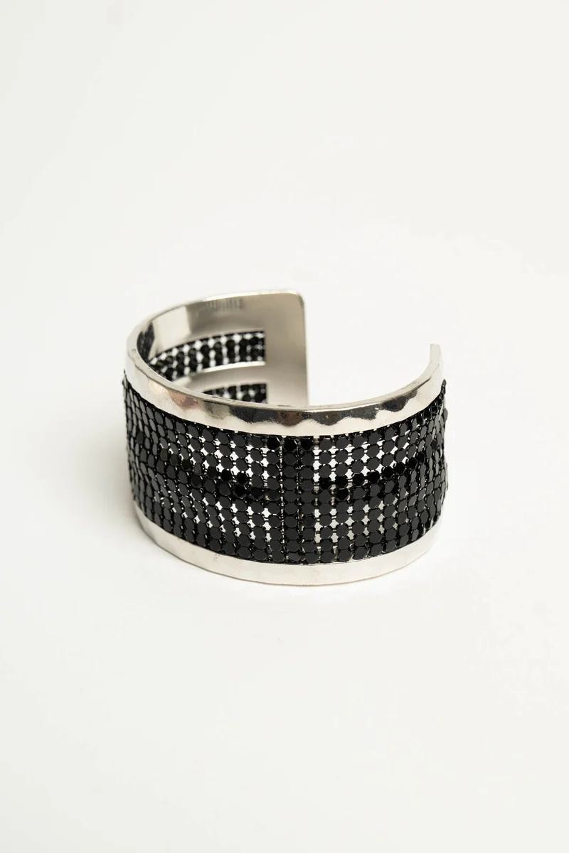 Bracciale rigido