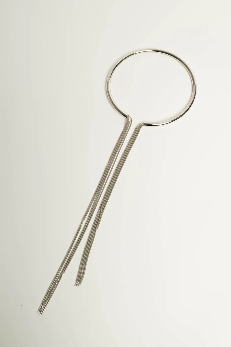 Collana rigida con pendente