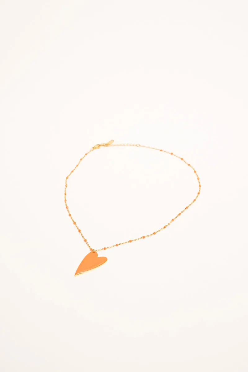 Collana con pendente a cuore arancione