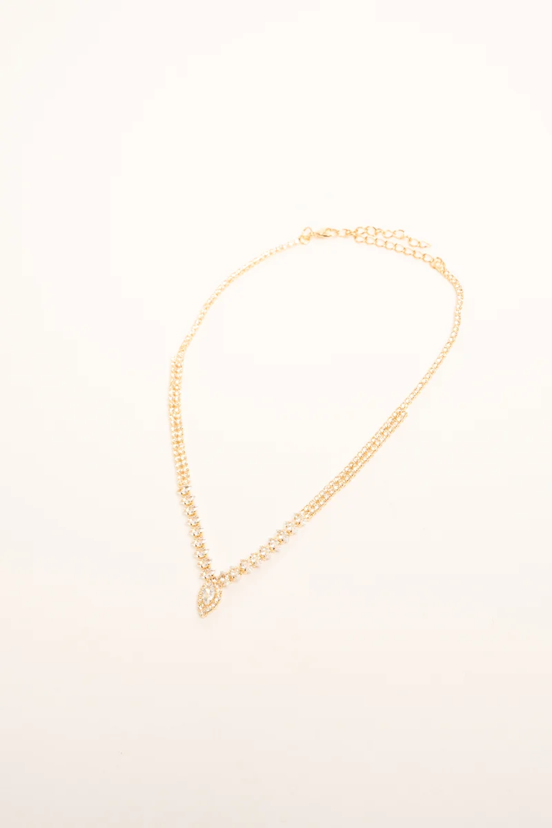 Collana in metallo dorato con strass