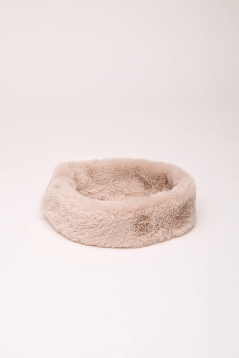 Fascia in faux fur