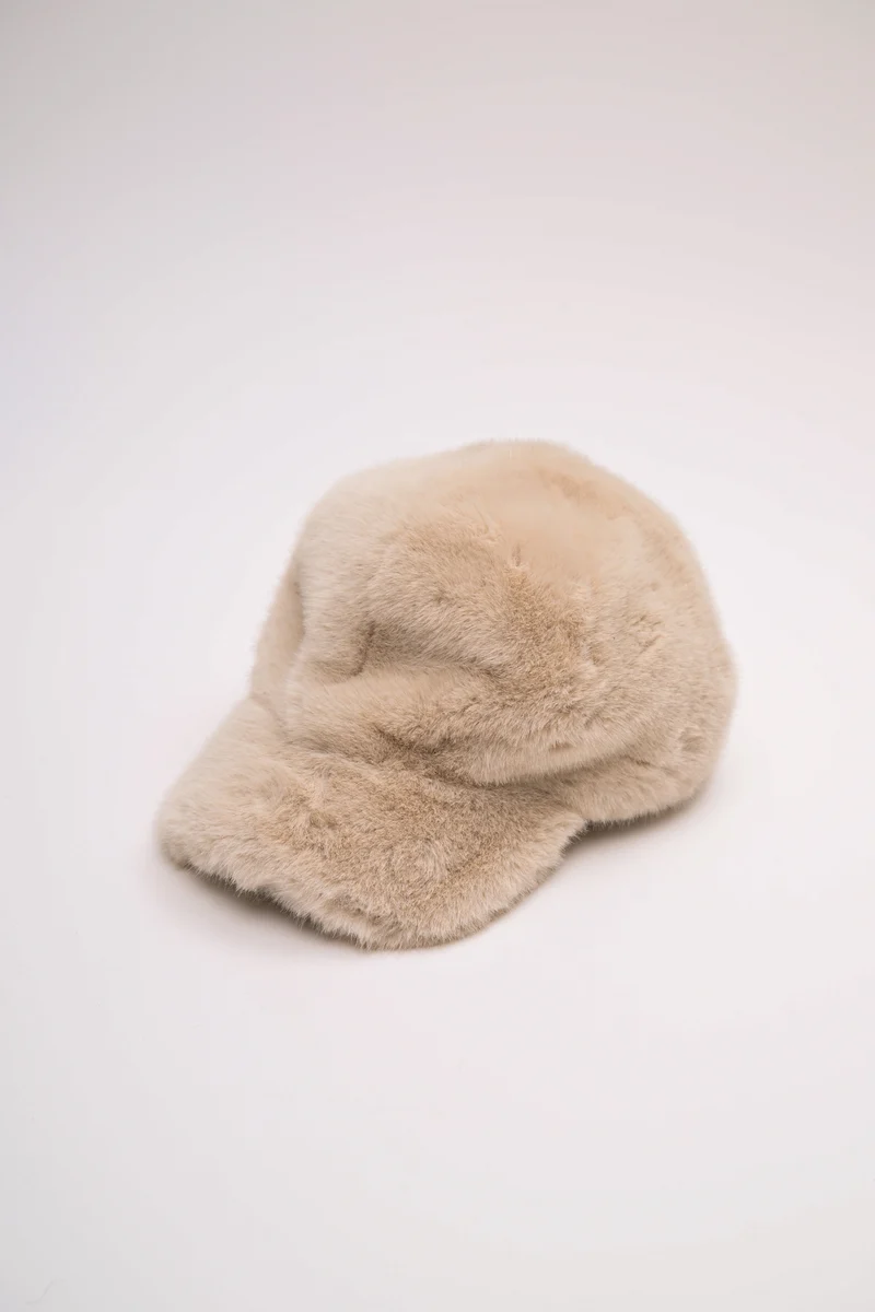 Cappello da baseball in faux fur