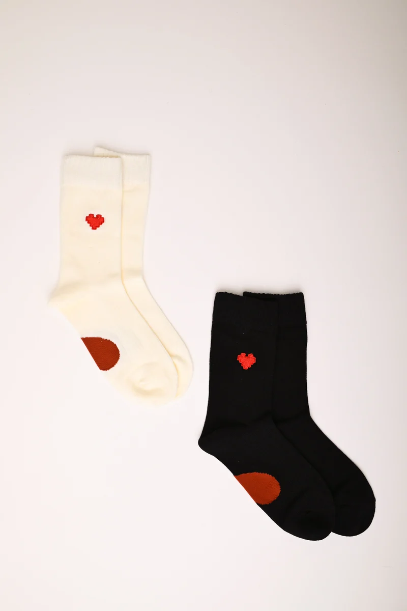 Set di due paia di calzini a cuori