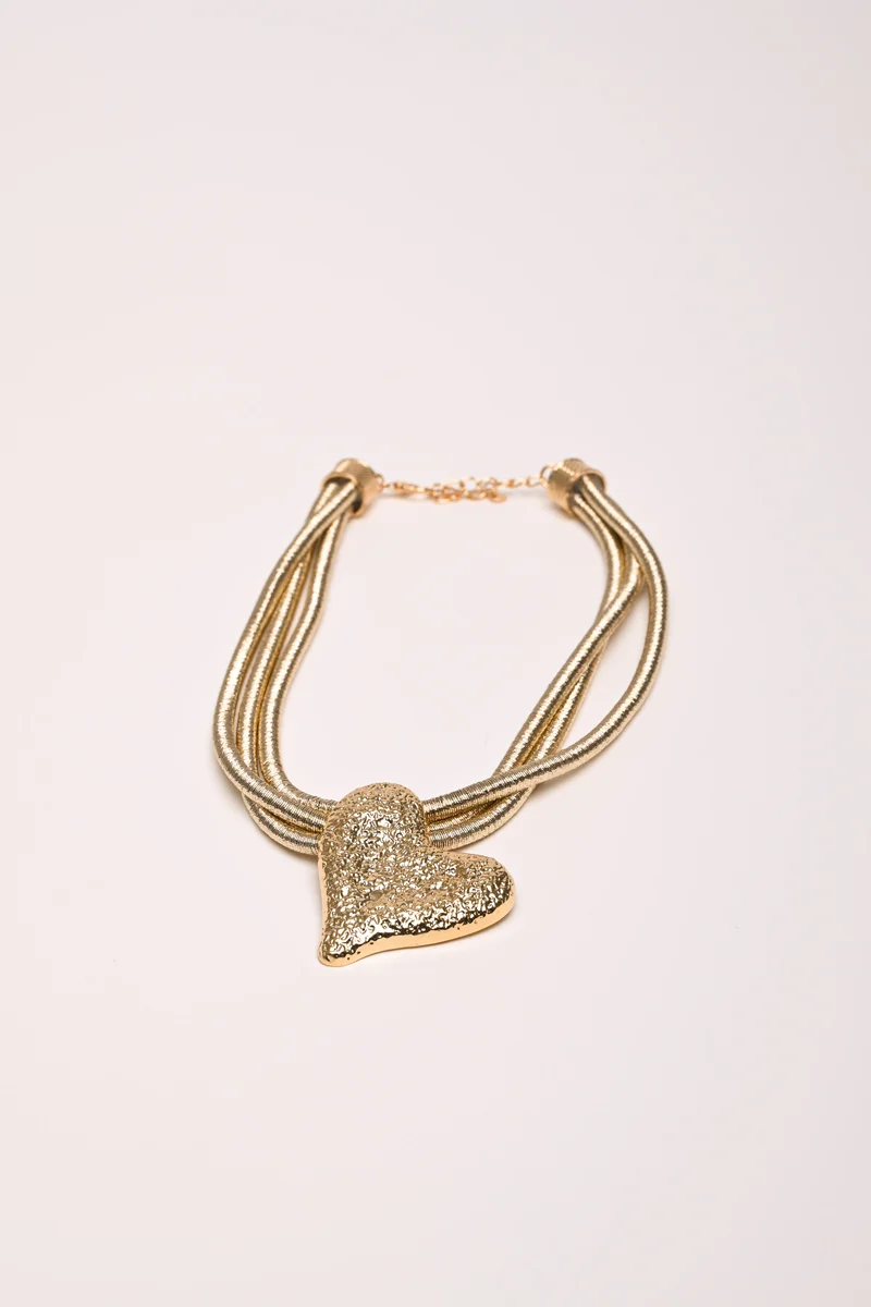 Collana a tre fili con pendente a cuore