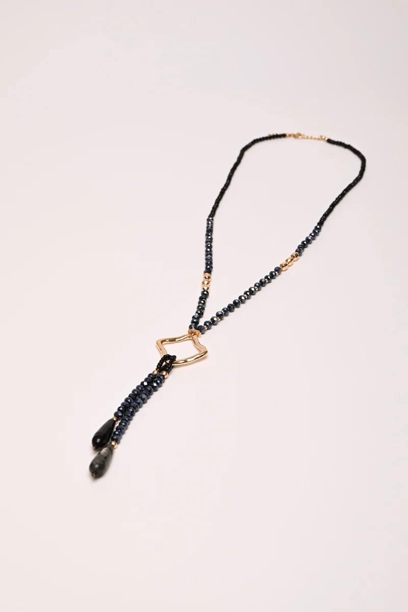 Collana lunga con perline