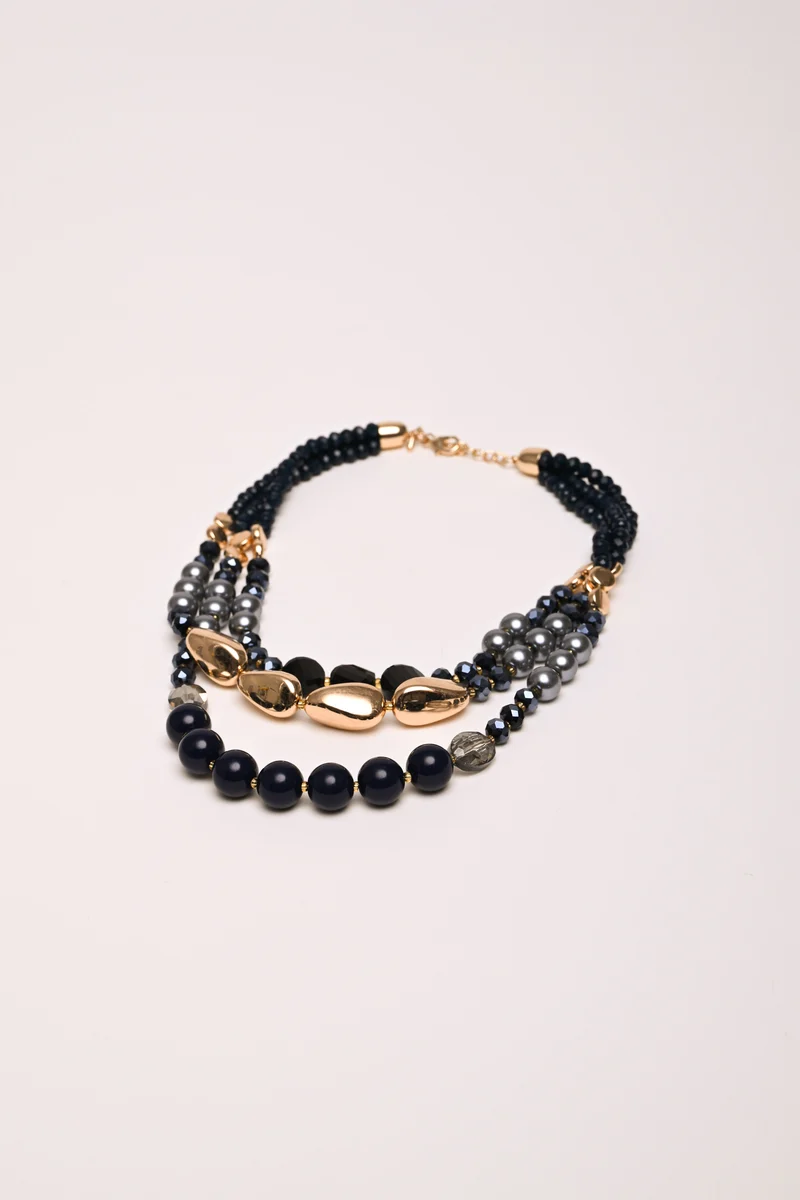 Collana a doppio filo con perline