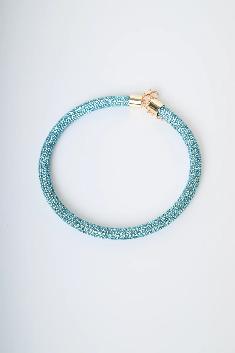 Collana rigida con strass