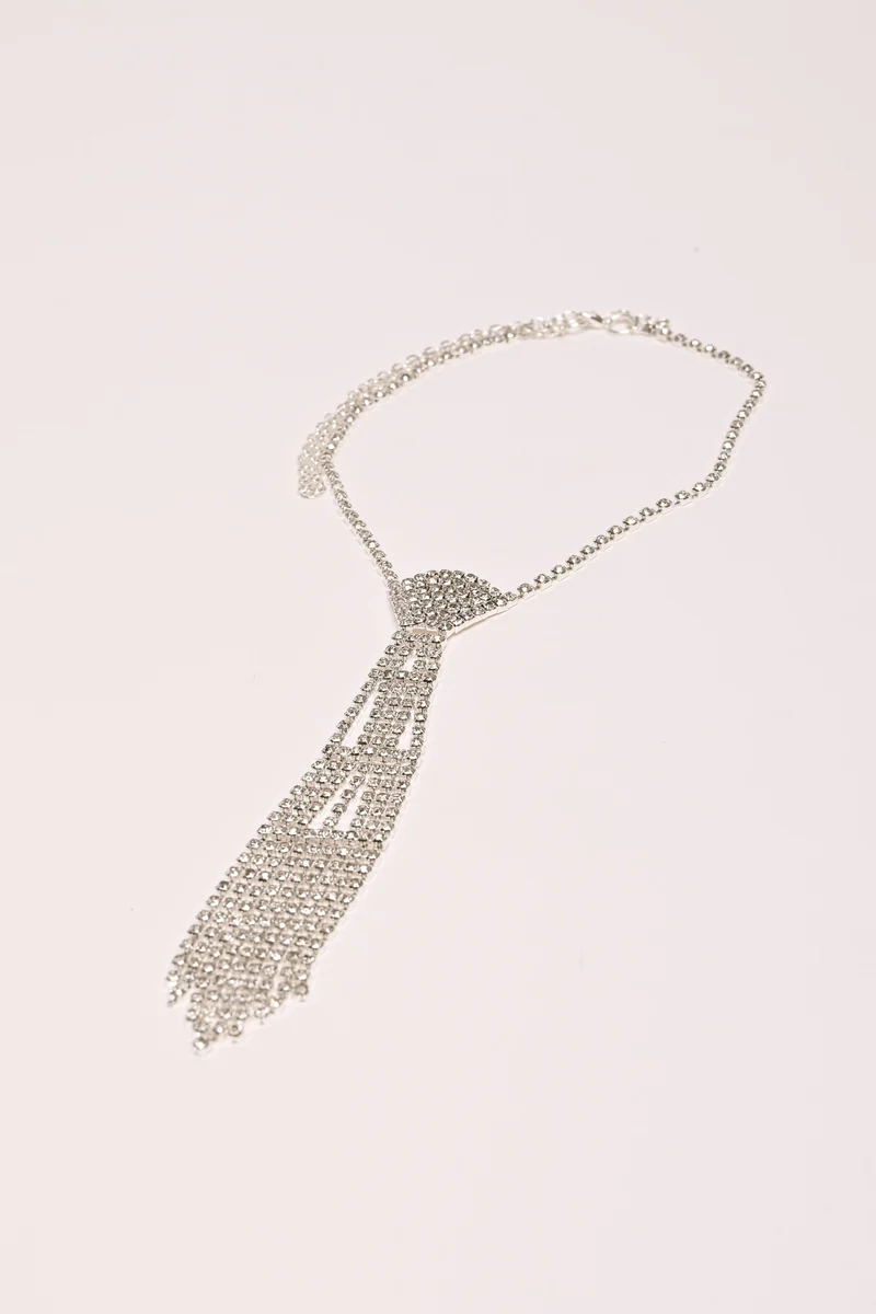 Collana a cravatta con strass