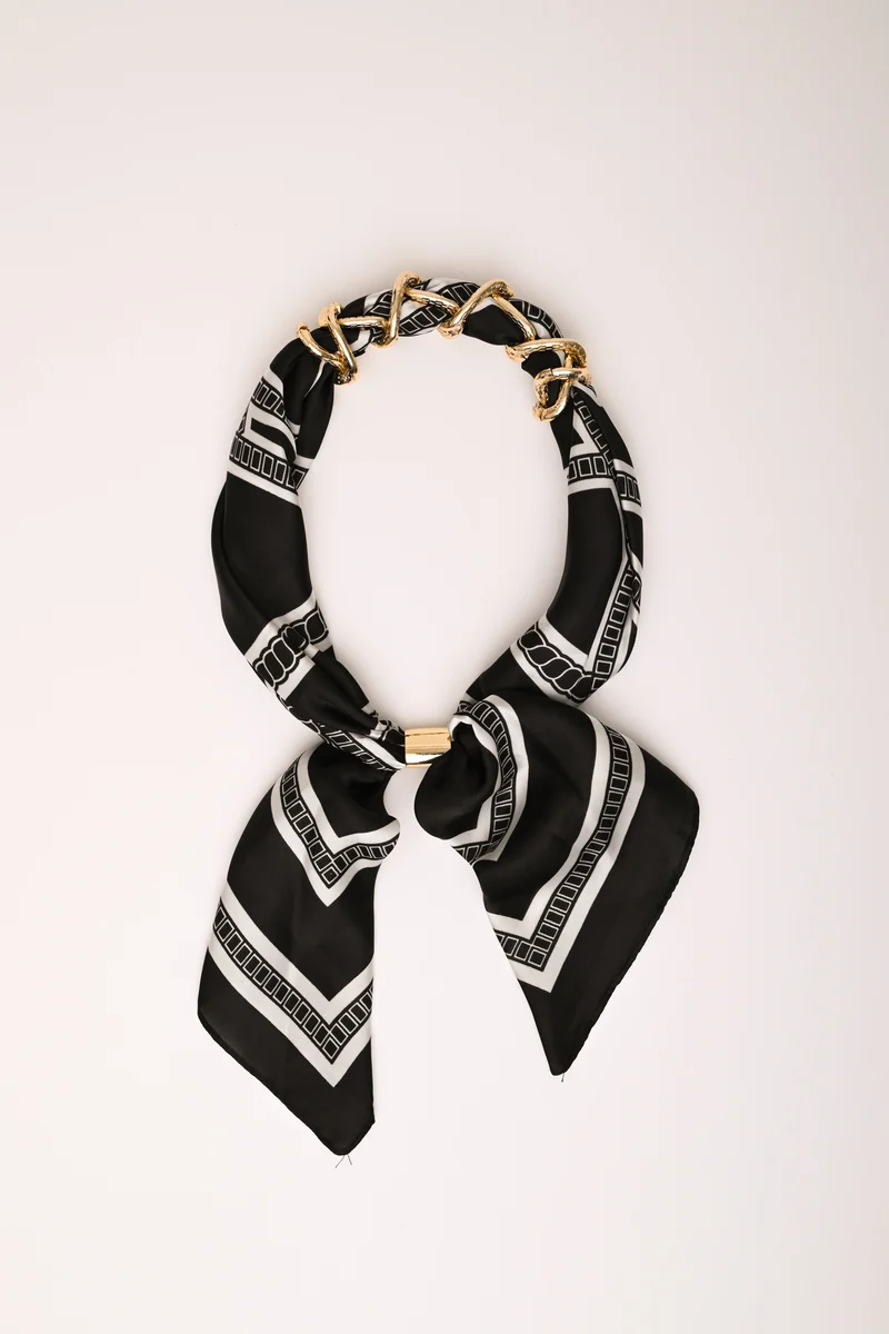 Collana a foulard con stampa geometrica