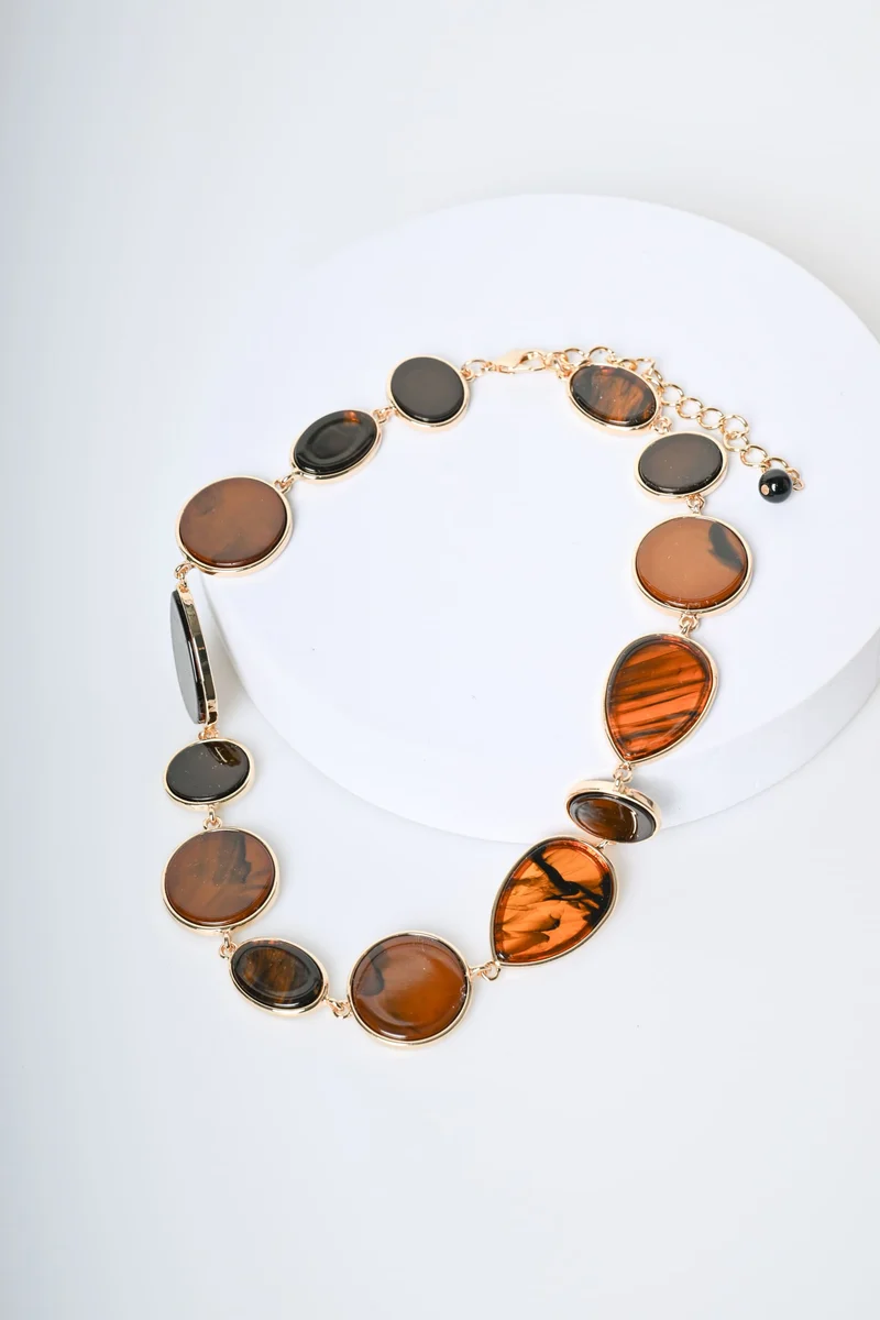 Collana con pietre