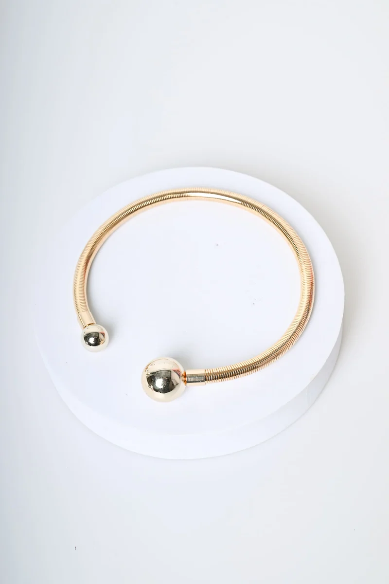 Collana rigida con sfere