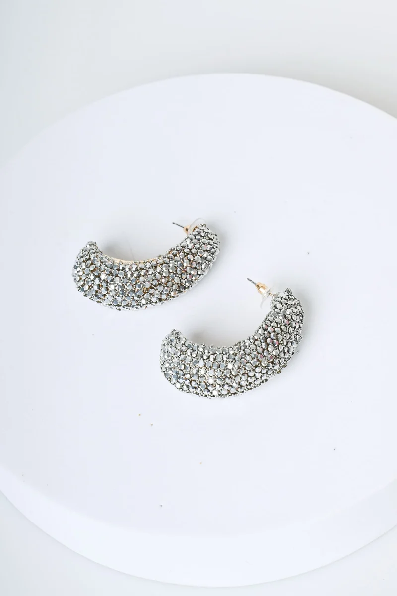 Orecchini con decorazione strass