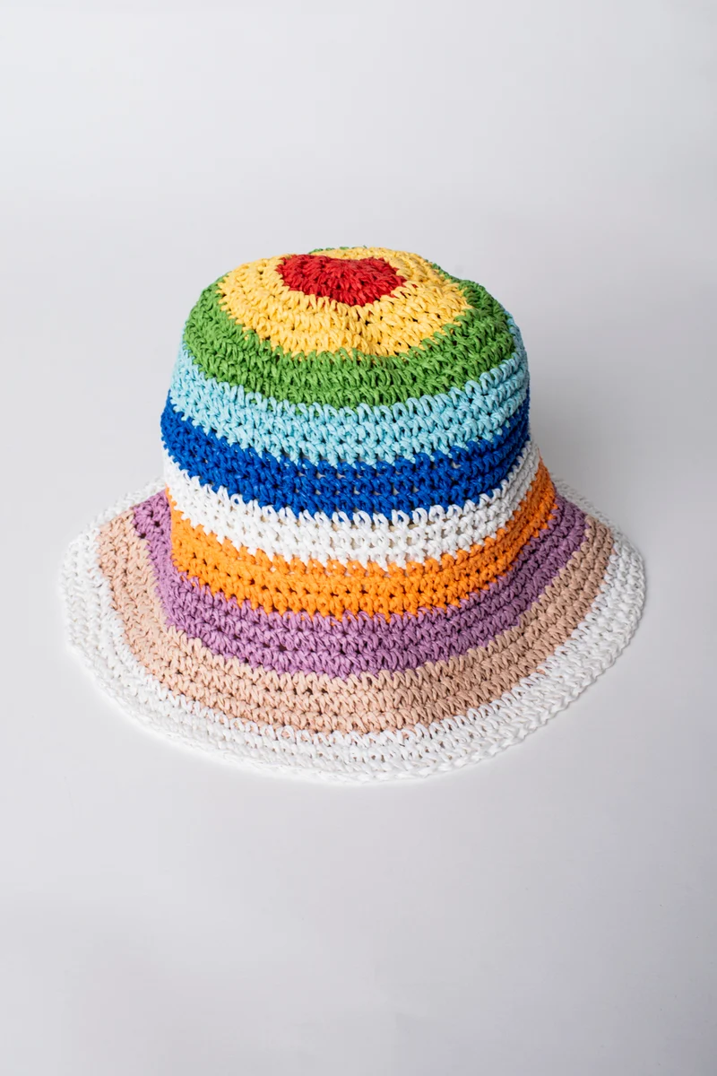 Cappello in paglia a righe