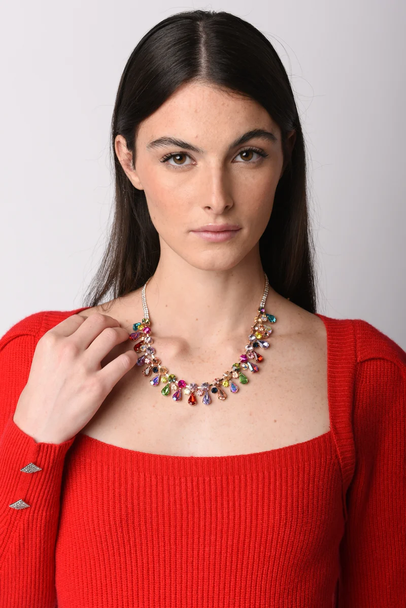 Collana con cristalli a goccia