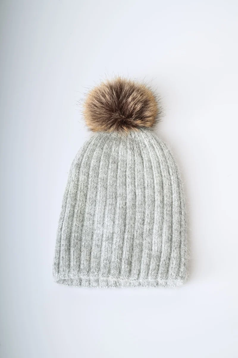 Berretto con pompon