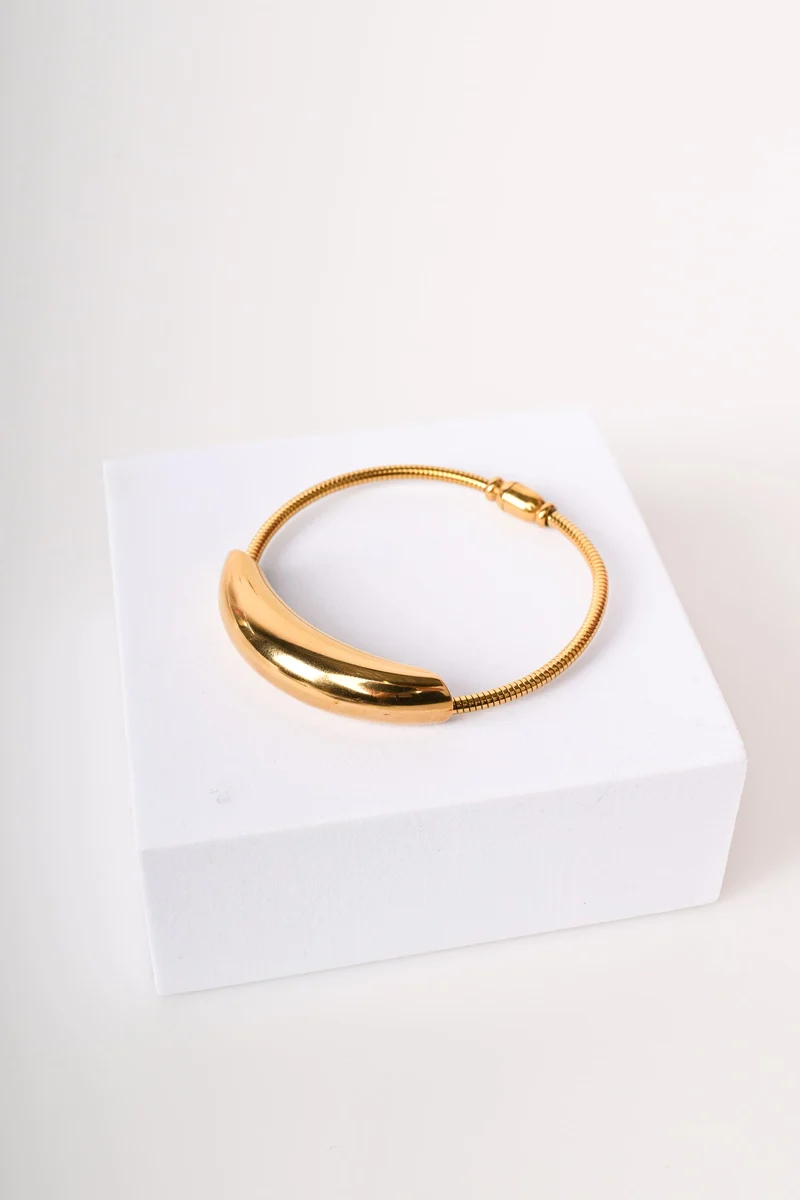 Bracciale rigido in maglia metallica