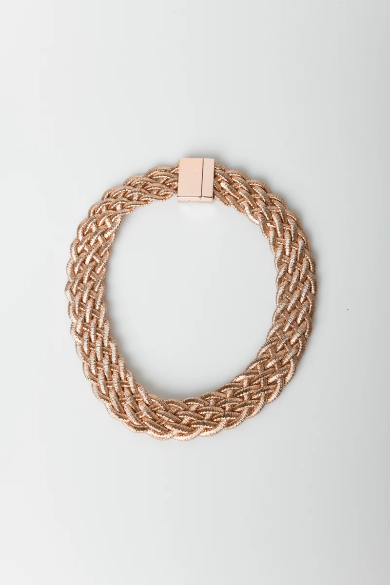 Collana intrecciata multifili