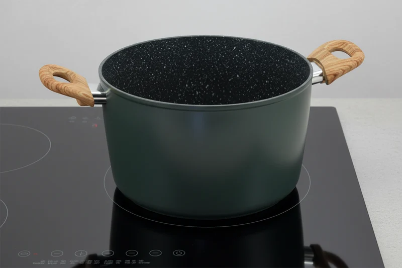 Pentola Atlantic 24 cm per Induzione con Rivestimento Antiaderente
