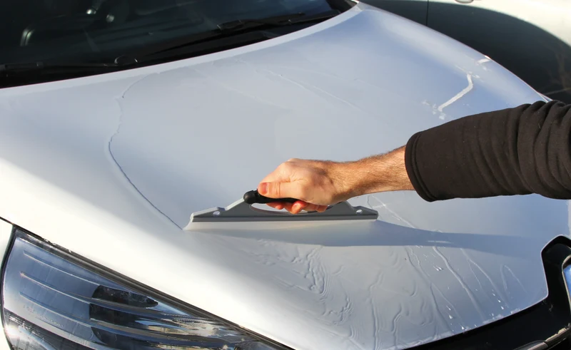 Wipe-Dry, spatola asciuga auto