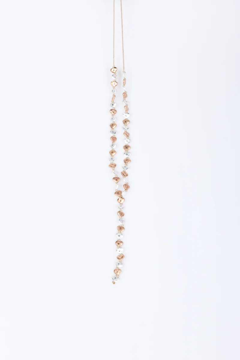 Collana lunga con pepite