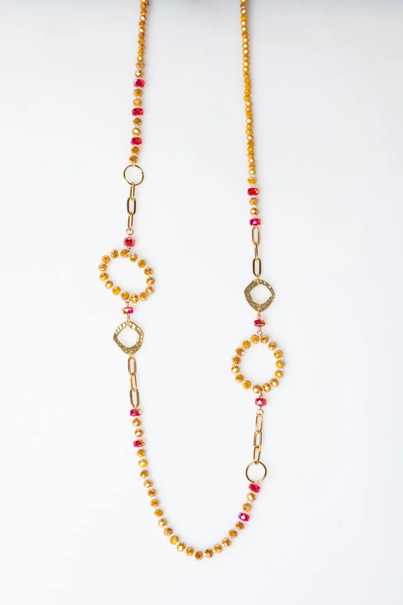 Collana lunga con cerchi