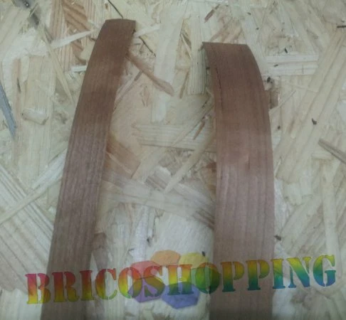 BORDINO LAMINATO BORDO LEGNO PREINCOLLATO 22 30 mm CILIEGIO 1 MT