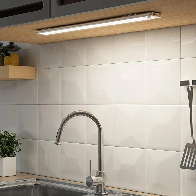 Lampada led ricaricabile usb sottopensile sensore movimento 3 watt
