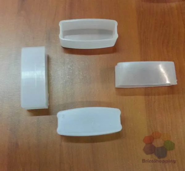Ricambi Per Veneziane Set 4 Tappi Laterali Tappo Spiaggiale Plastica Veneziana