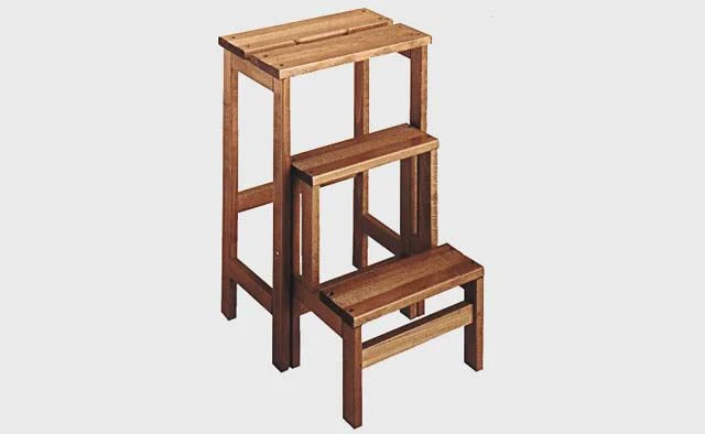 SGABELLONE/SCALA LEGNO NOCE SCURO