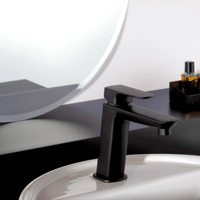 Miscelatore per lavabo medio monoforo nero opaco Nove